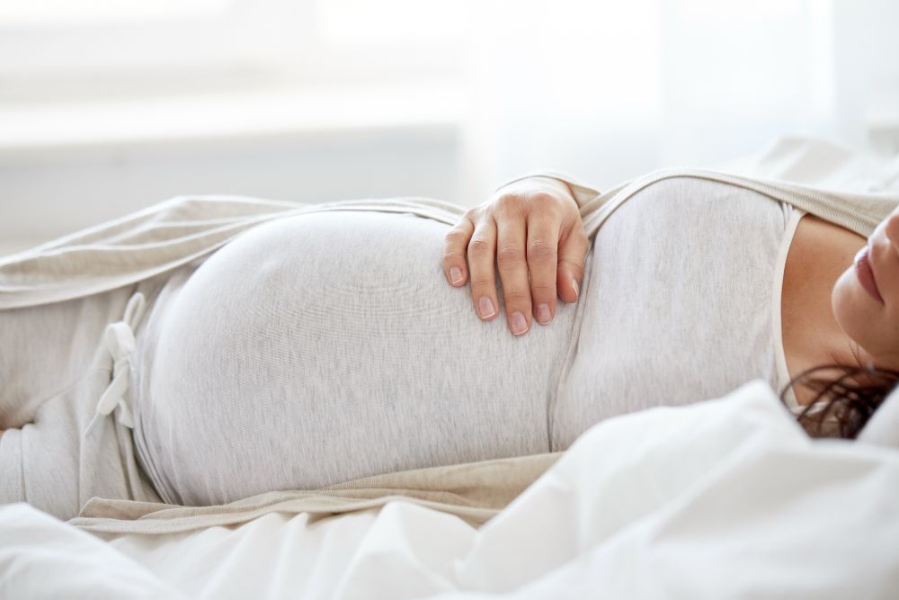 Come dormire in gravidanza: le posizioni più sicure 